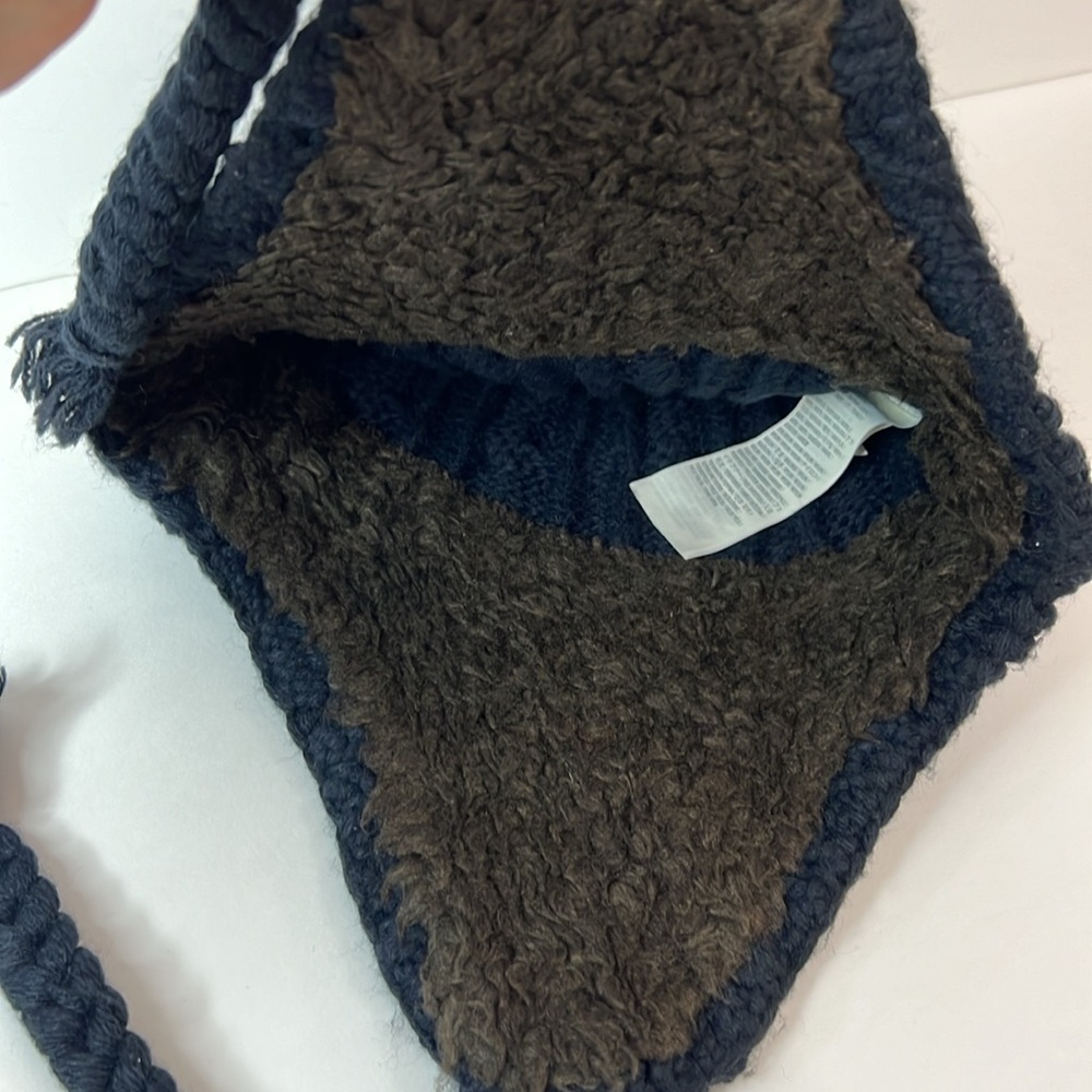 Abercrombie & Fitch Navy Knit Pom hat toboggan Beanie cap - Picture 3 of 5